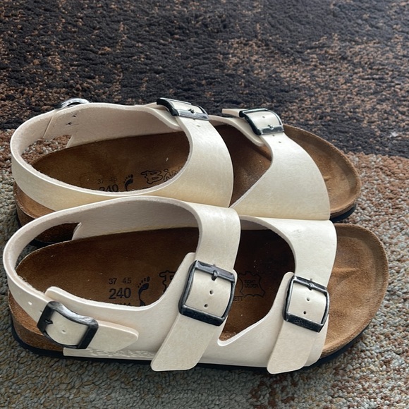 Birkenstock Champagne Le Mans Double Strap Buckle Sandal - Picture 3 of 8